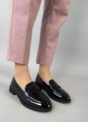 Женские лаковые натуральные туфли лоферы3 фото