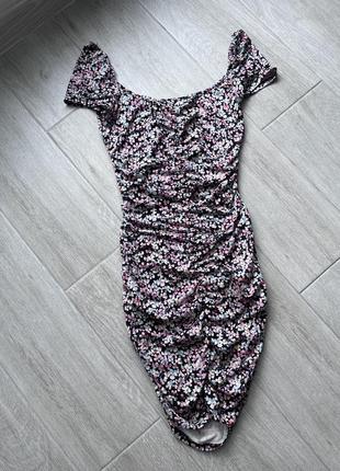 Платье с фиксированными складками спереди1 фото