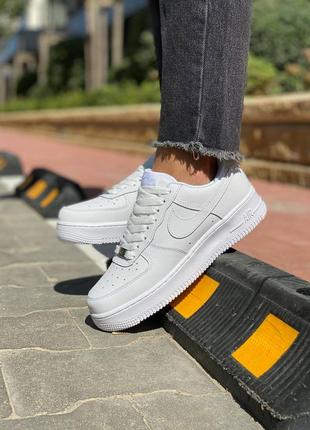 Женские белые кроссовки кеды nike air force 1 low classic white premium