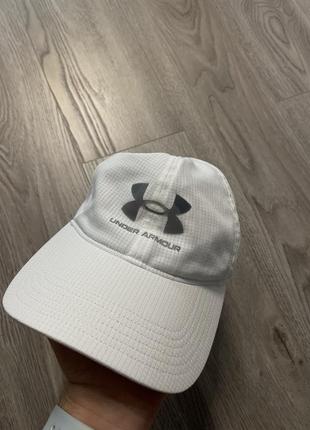 Кепка under armour