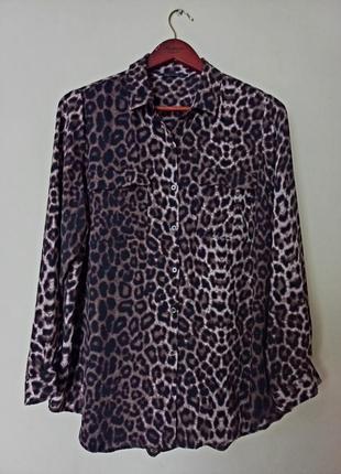 Стильна сорочка в леопардовий принт