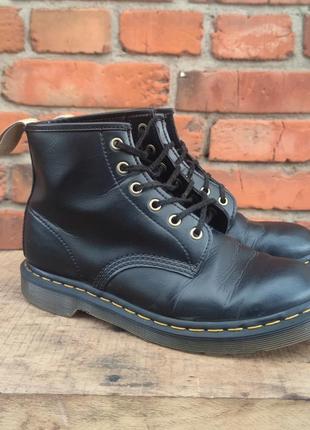 Dr martens vegan 42 черные ботинки оригинал 898 us9