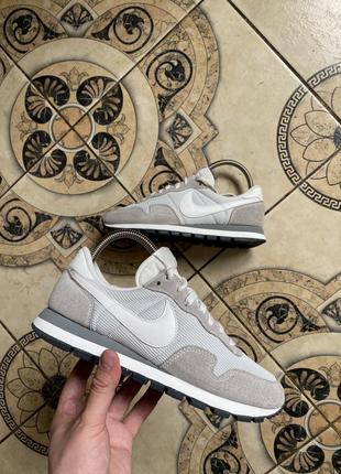 Женские кроссовки nike air wair pegasus 83