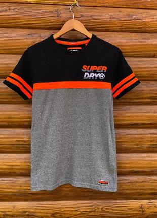 Футболка superdry