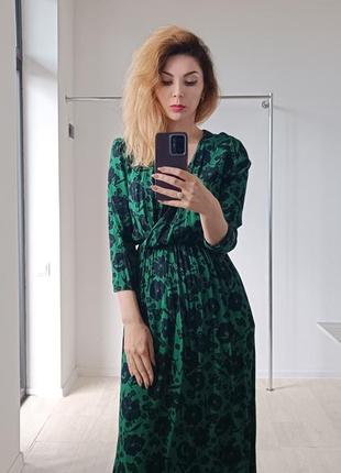 Фирменное  зеленое платье с цветами reserved2 фото