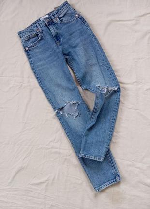 Рваные джинсы, джинсы с потертостями, зауженные джинсы1 фото