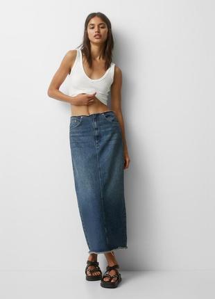 Джинсовая юбка миди pull & bear