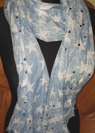 Синьо білий шарф закльопки зірочки