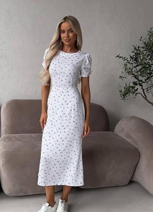 Сукня міді біла з квітковим принтом стильна літня