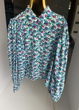 Zara новая блуза очень красивая s/m