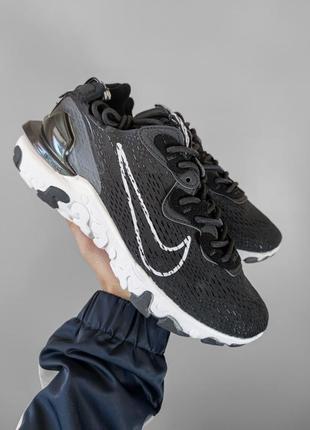 Nike react vision black/white