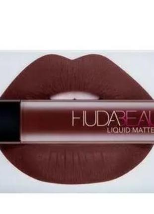 Рідка помада huda liquid matte у відтінку
- first class