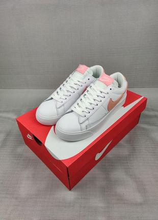 Кросівки найк жіночі підліткові nike blazer low white&powder 36-41