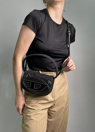Жіноча сумка в стилі diesel 1dr iconic shoulder bag black.