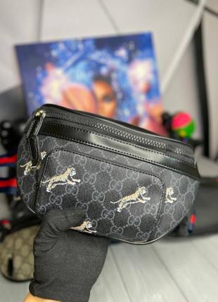 Сумка (бананка)   gucci gg  supreme tiger gray s018