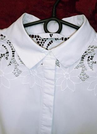 100% хлопок белоснежная рубашка с прошвой удлинённая белоснежная рубашка свободного кроя кружево блузка с прорезной вышивкой3 фото