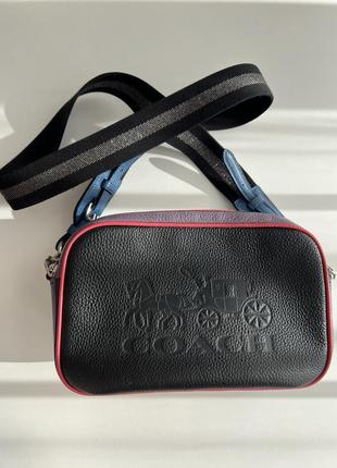 Сумка crossbody от coach