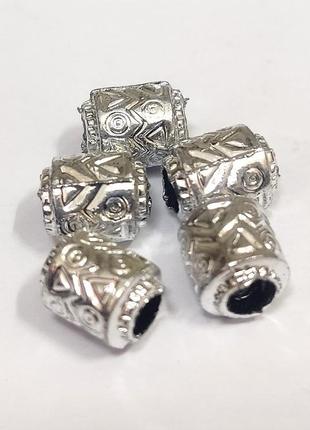 Намистини пластикові finding циліндричні барило сріблястий 9 мм х 7 мм