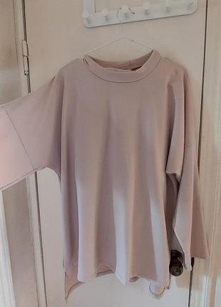 Костюм бежевый