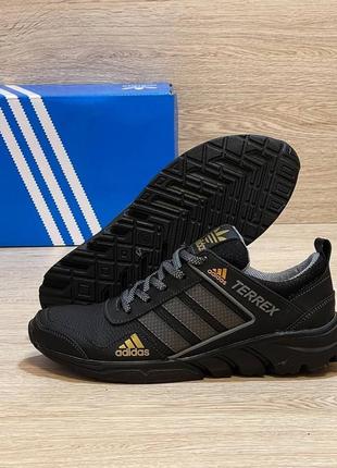 Шкіряні кросівки  adidas  (чорні)