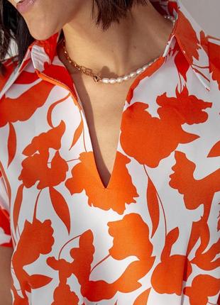 Оранжевое короткое платье-трапеция с воротником4 фото