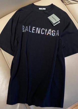 Женская футболка balenciaga