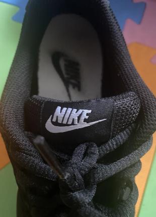 Nike кроссовки4 фото