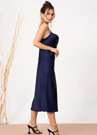 Синее шелковое платье-комбинация на бретельках2 фото