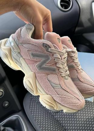 Прекрасные женские кроссовки new balance 9060 light pink розовые