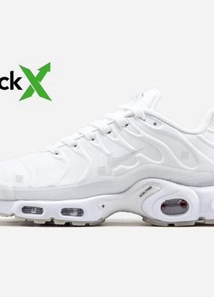 Оберіть стильні кросівки nike air max tn plus 41