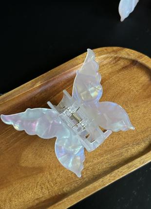 Білі метелики зажими заколки у різних моделях emi jay