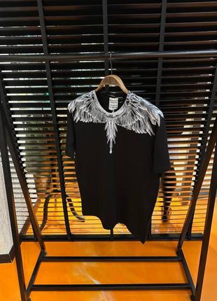 Футболка в стиле marcelo burlon