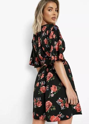 Мини платье клешь цветы цветочный принт missguided pretty little thing2 фото