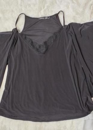 Черная блуза майка туника с гипюром на груди длинными рукавами голыми плечами батал7 фото