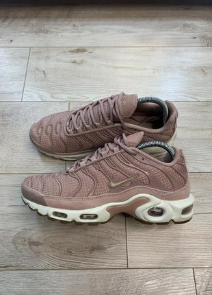 Кроссовки женские nike air max plus tn