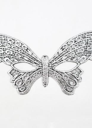 Карнавальна маска жіноча метелик 23 на 11 см сріблястий