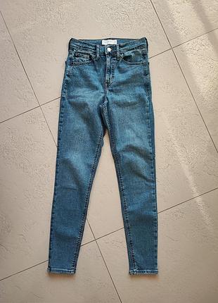 Джинси skinny
