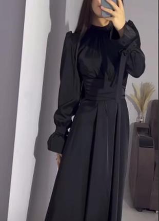 Жіноче шовкове плаття з поясом і красивими манжетами на рукавах чорний