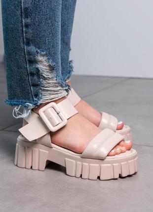 Жіночі сандалі fashion sheba 3636 38 розмір 24,5 см бежевий