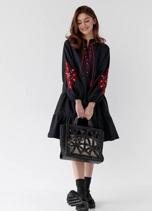 Платье вышиванка черная красный орнамент длинный рукав2 фото