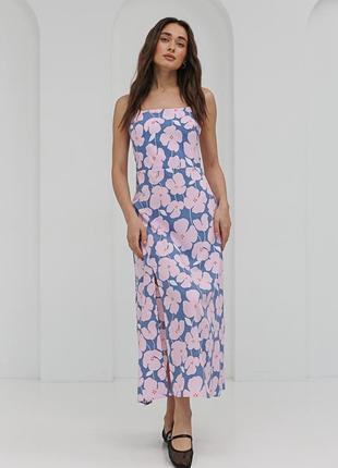 Довге літнє плаття з розрізом блакитне в рожеві квіти6 фото