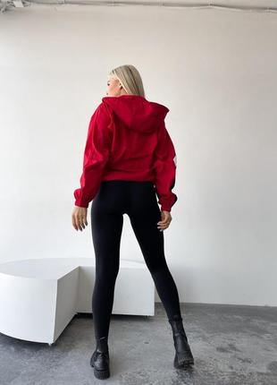 Куртка з якісної матової плащової тканини чорно-червоний4 фото