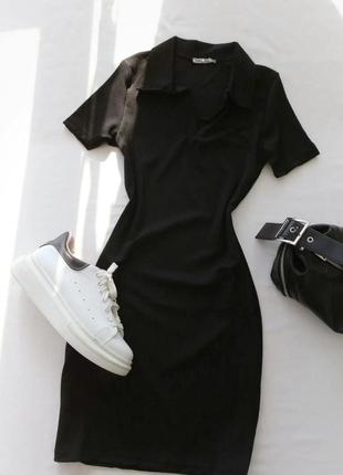 Круте трикотажне плаття міні прямого силуету з коротким рукавом чорний