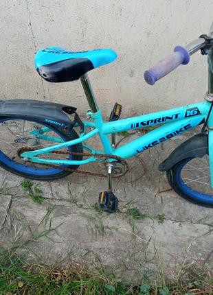 Велосипед детский двух колесный б у ,есть ржавчина2 фото