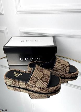 ▪️жіночі шльопанці в стилі gucci гучі висока підвищена масивна танкетка платформа підошва шльопки босоніжки коричневі-чорні літо