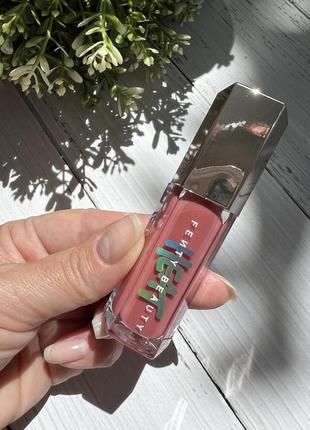 Fenty beauty by rihanna gloss bomb heat universal lip luminizer + plumper🥰 люмінайзер-плампер для губ  fussy