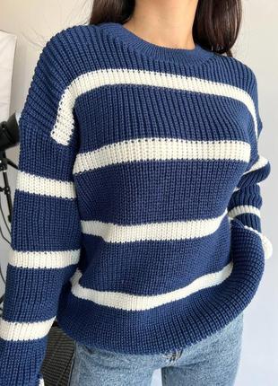 Полосатый теплый свитер джинс с молочной полоской3 фото