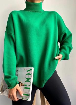 Базовый свитерок под горло зеленый