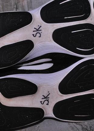 Черные спорт кроссовки nike 37 размер8 фото