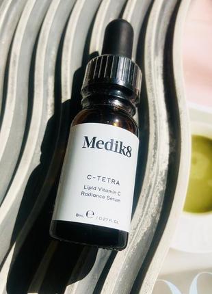 💛 освітлююча сироватка з вітаміном с medik8 c-tetra lipid vitamin c radiance serum